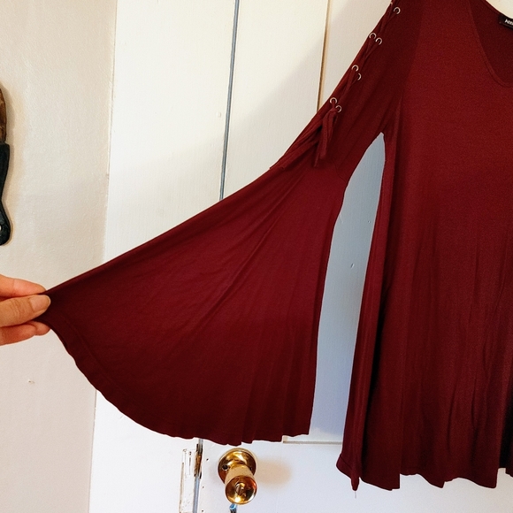 Annabelle flared sleeve blouse S - Picture 3 of 4